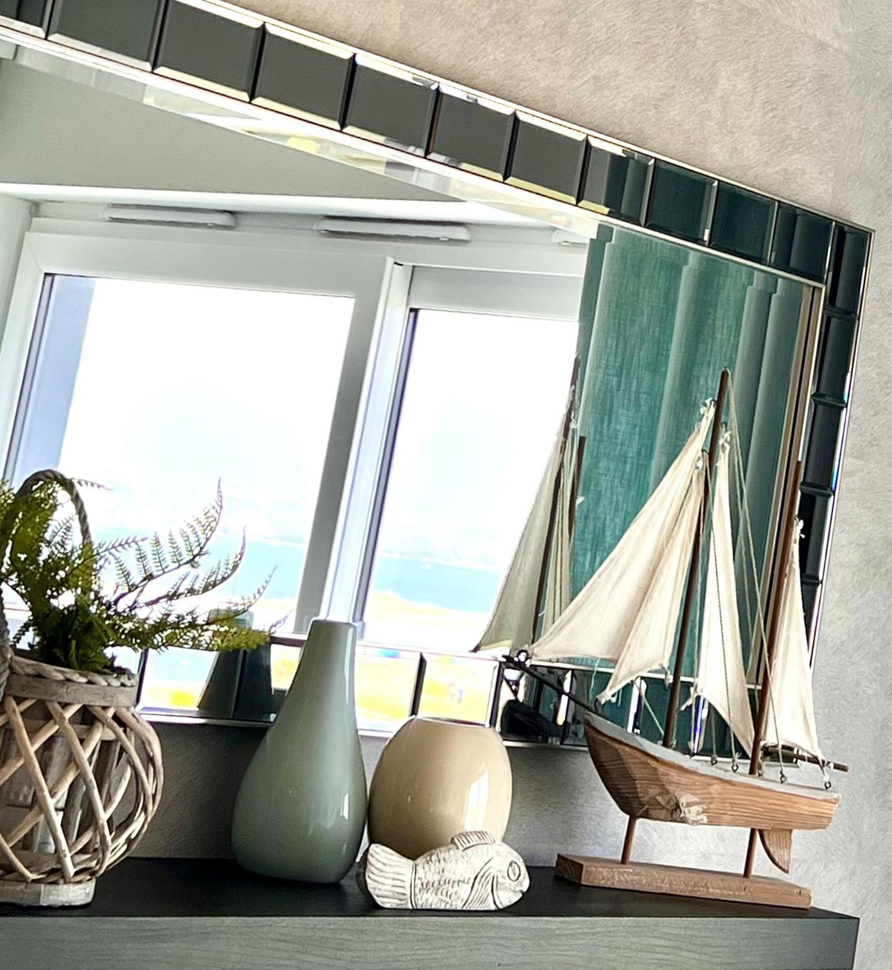 Stunning Sea Views, Luxury Apartment Beaches & Restaurants Are A Short Walk Away Ньюкі Екстер'єр фото